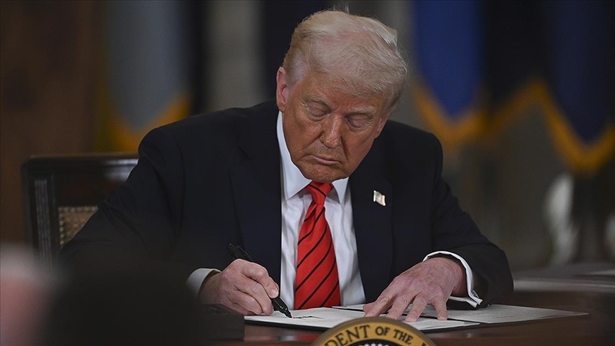 Trump yine sahnede: Barış yerine tehdit dili