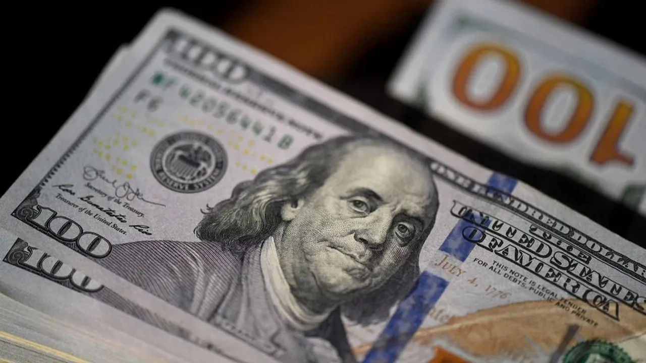 Rekorlar Alt Üst Oldu: Dolar-TL Kurunda Yeni Zirve