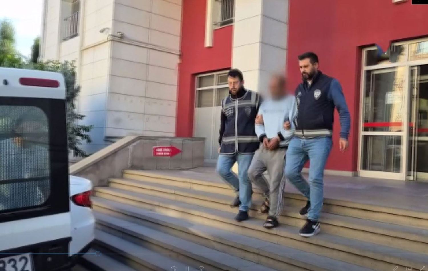 Manisa’da Kadın Cinayeti: Eşini Av Tüfeğiyle Öldürdü