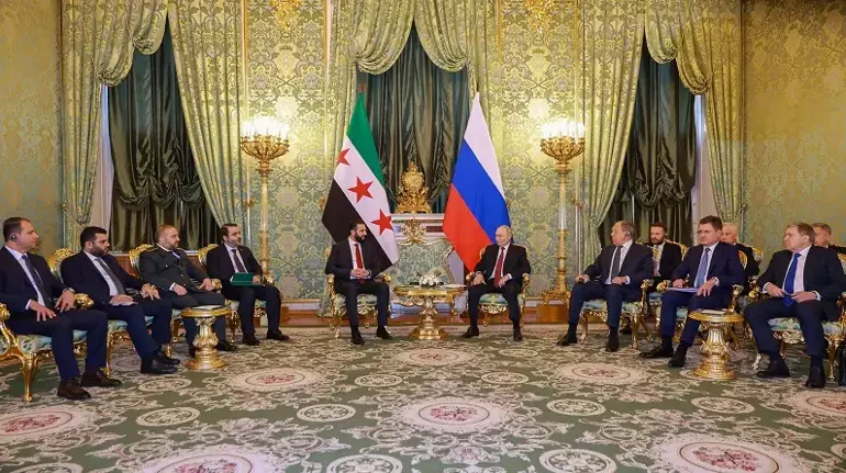 Putin ile Suriye Cumhurbaşkanı Şara Moskova’da Görüştü