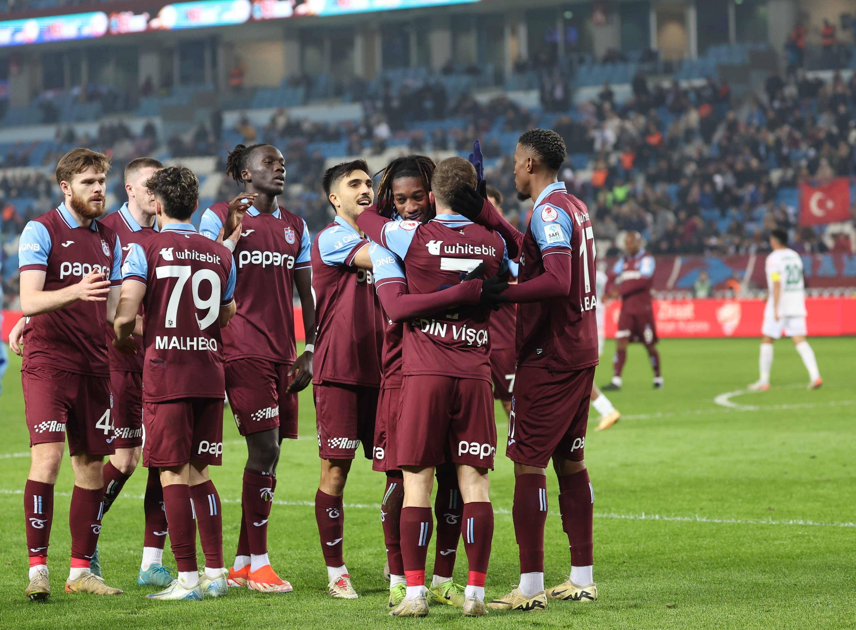 Trabzonspor, Çaykur Rizespor Maçı Öncesi Hazırlıklarını Sürdürüyor