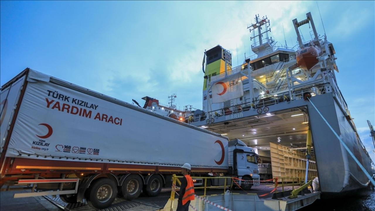 Türk Kızılay'ın "kurban konserveleri" Gazze'ye ulaştı