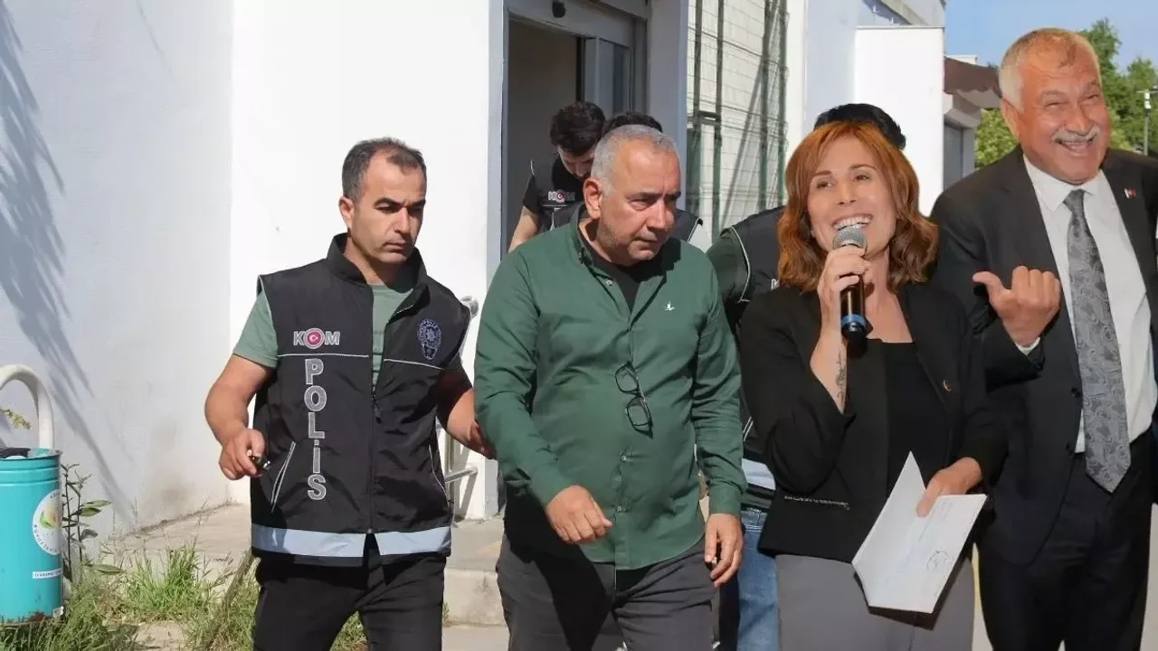 CHP'li İsimlere 1 Milyon Dolar Rüşvet İddiası