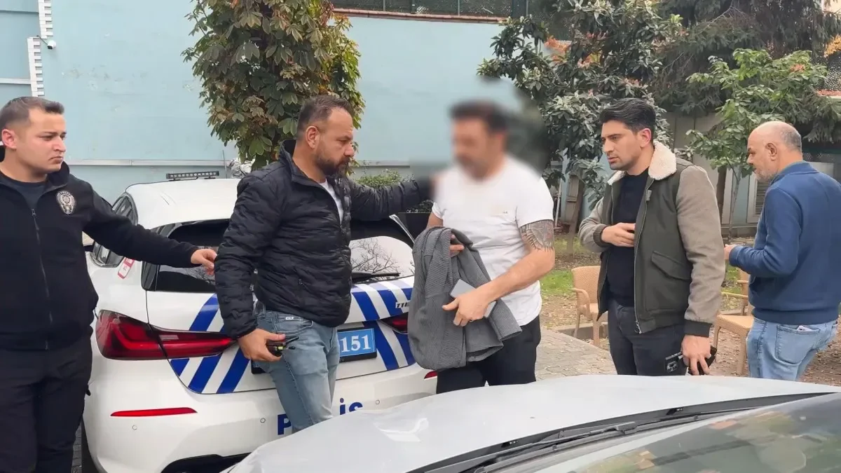 beIN Sports binasına silahlı şahıs girdi! Panik dolu anlar yaşandı