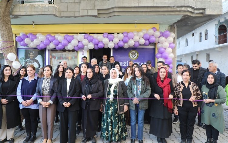 Cizre Belediyesi Dar Gelirliler İçin Mağaza Açtı