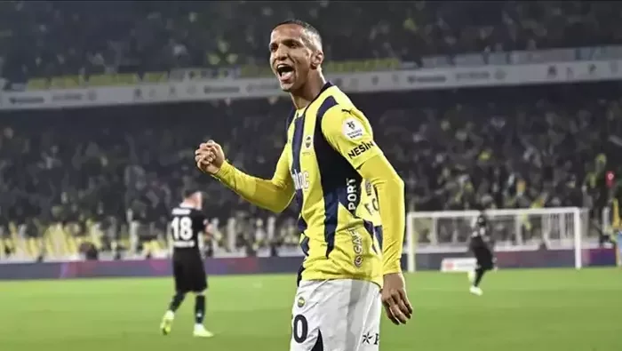 Fenerbahçe'de Kadro Dışı Kalmıştı! Yeni Adresi Belli Oluyor