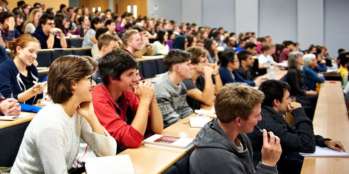 Cumhurbaşkanı Erdoğan’dan 2026 Burs Müjdesi: Rakamlar Güncellendi