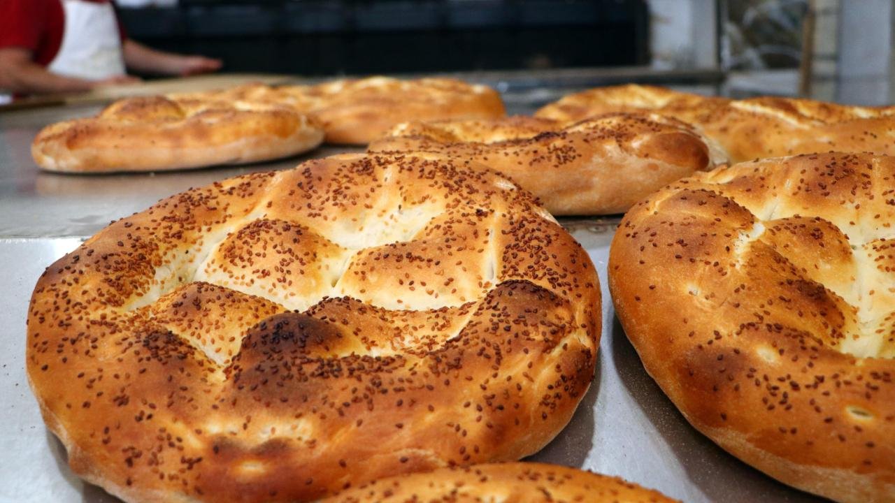 2026 Ramazan Pidesi Fiyatları Belli Oldu: İşte Pide Ücreti