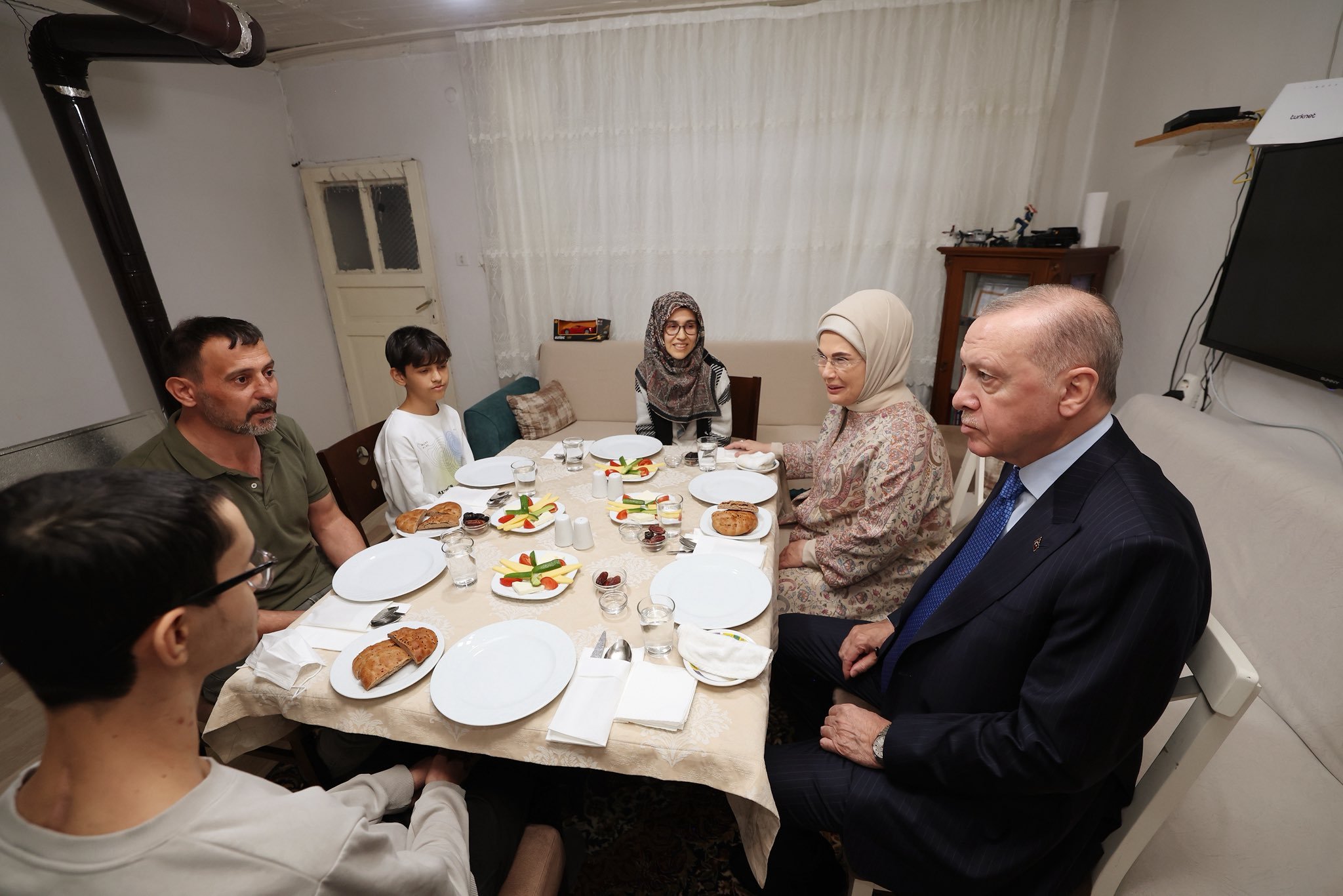 Haseki Sultan`'dan Iftar Ziyareti