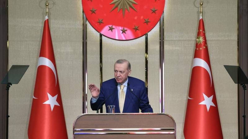 Erdoğan'dan İftarda Çalışma Hayatı Mesajları