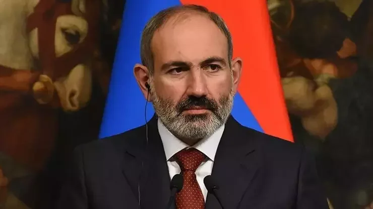 Paşinyan'a Kilisede Saldırı Girişimi: 2 Kişi Yakalandı