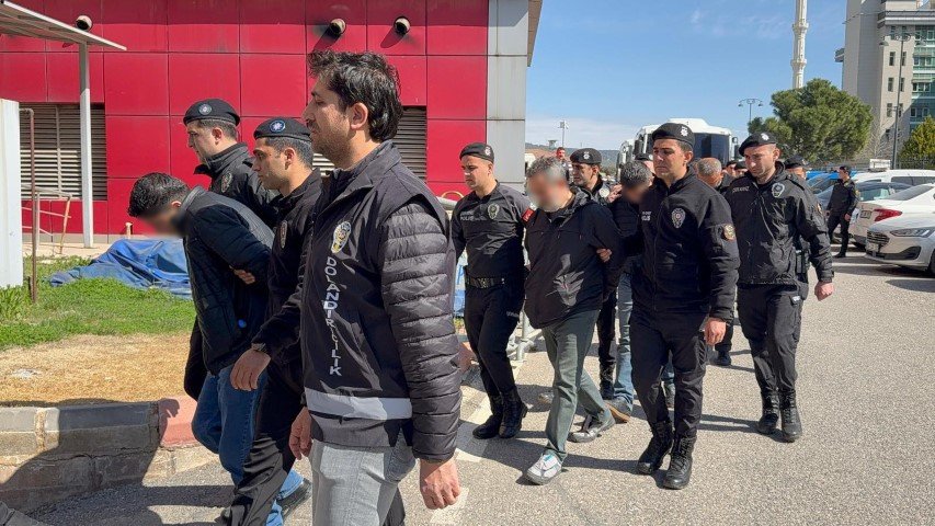 GAÜN'de 521 Milyonluk Vurgun: 7 Diplomalı Akademisyen Yakalandı