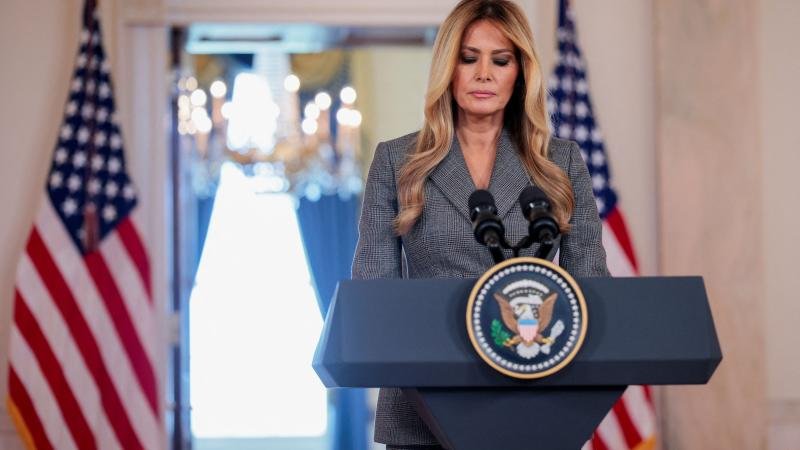 Melania Trump'tan Epstein İddialarına Sert Yanıt