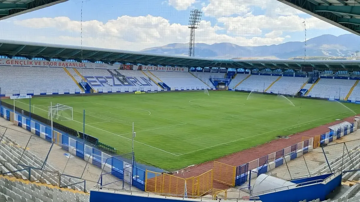 Erzurum Kazım Karabekir Stadyumu, Galatasaray maçını bekliyor! Yenileme tamamlandı...