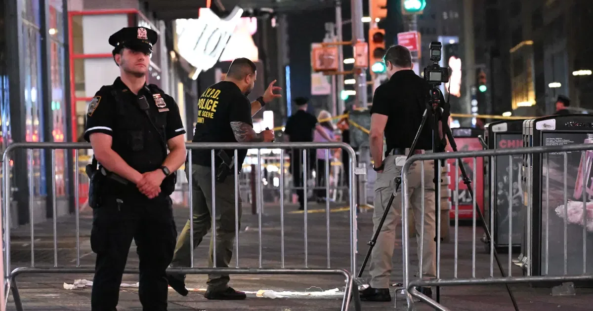 New York'ta bıçaklı saldırı. Saldırgan öldürüldü