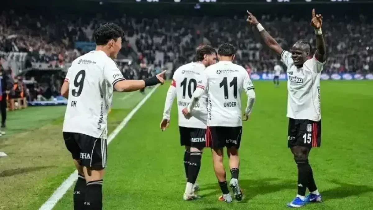 BEŞİKTAŞ HRADEC KRALOVE HANGİ KANALDA? Beşiktaş Hradec Kralove maçı ne zaman, saat kaçta? Şifreli mi şifres...