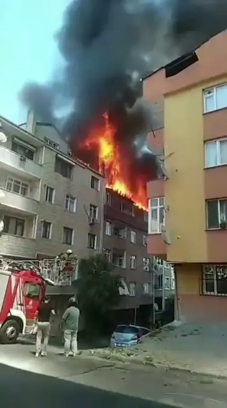 Gaziosmanpaşa'da 4 katlı binada yangın