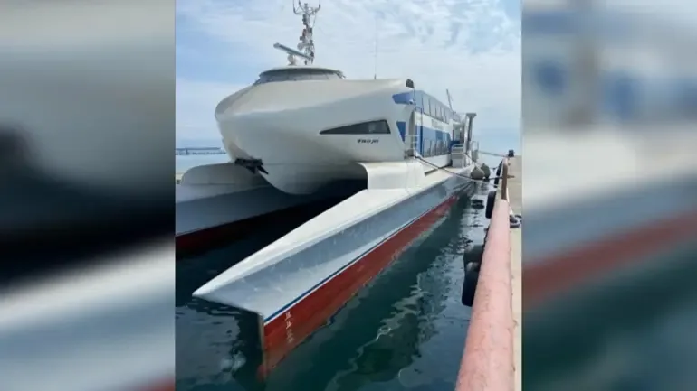 SON DAKİKA! Girne açıklarında yolcu gemisi alabora oldu! KKTC: Can kayıplarımız var