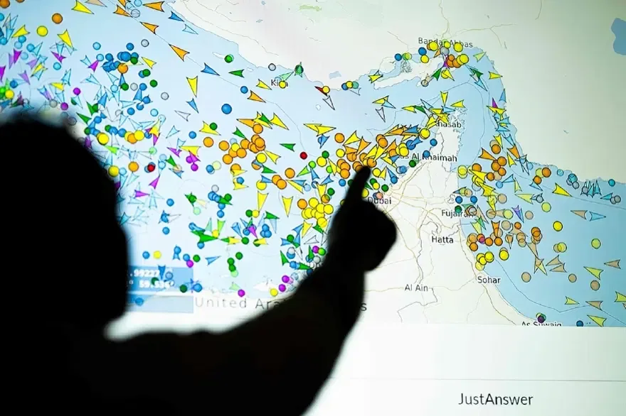 Hürmüz Boğazı'nda geçici rota pazarlığı
