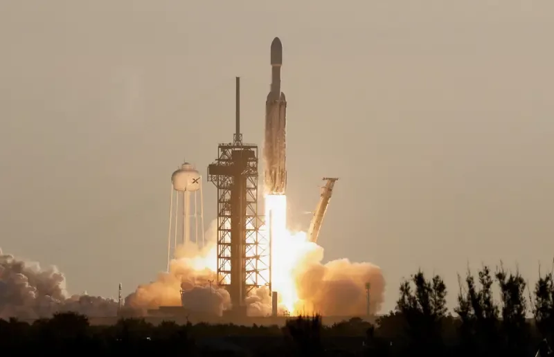 NASA yeni teleskobunu fırlattı: Evren anlayışımızı yeniden yazabilir