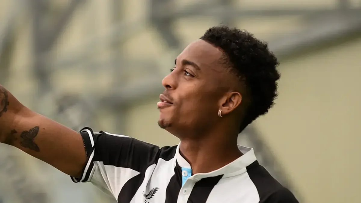 Beşiktaş’ta orta saha transferinde Willock ve Miretti gündemi