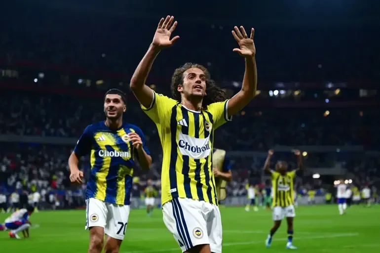 Mağlubiyeti hazmedemediler! Fenerbahçe-Lyon maçı sonrası Guendouzi'ye çirkin saldırı