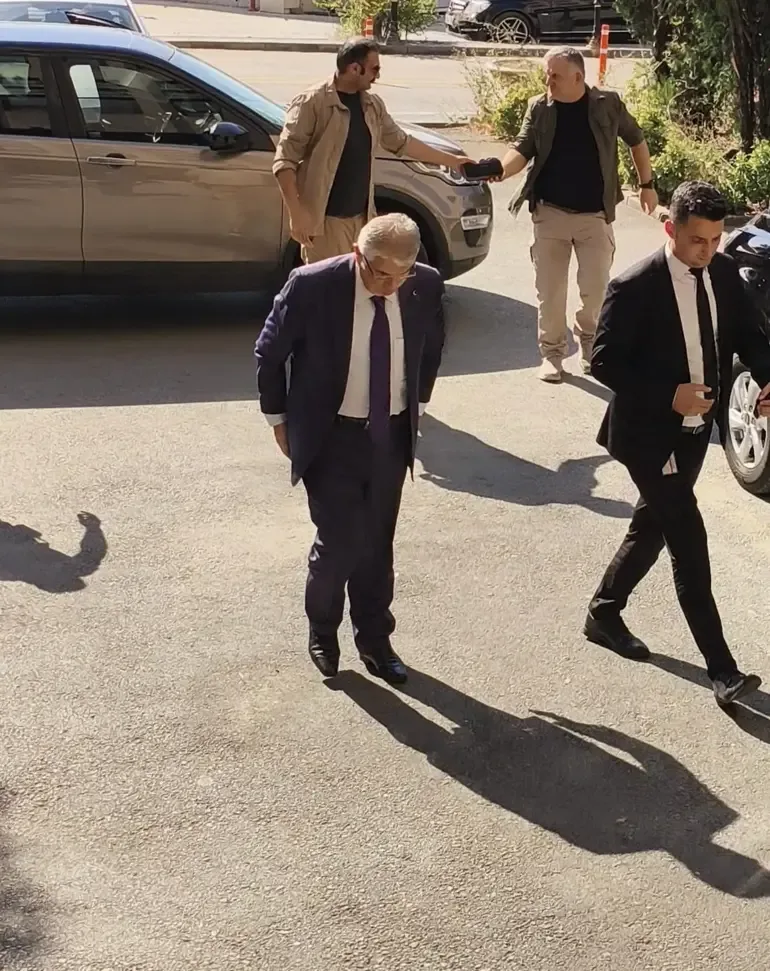 Abdulkadir Selvi, eski bakan Şahin dosyasının ayrıntılarını yazdı: "Belaruslu kadınlar, şantaj ve tahsisli ...