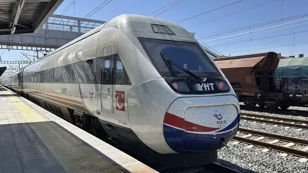 TCDD duyurdu! Tren yolculuklarında yeni dönem: Tamamen e-bilet uygulamasına geçilecek