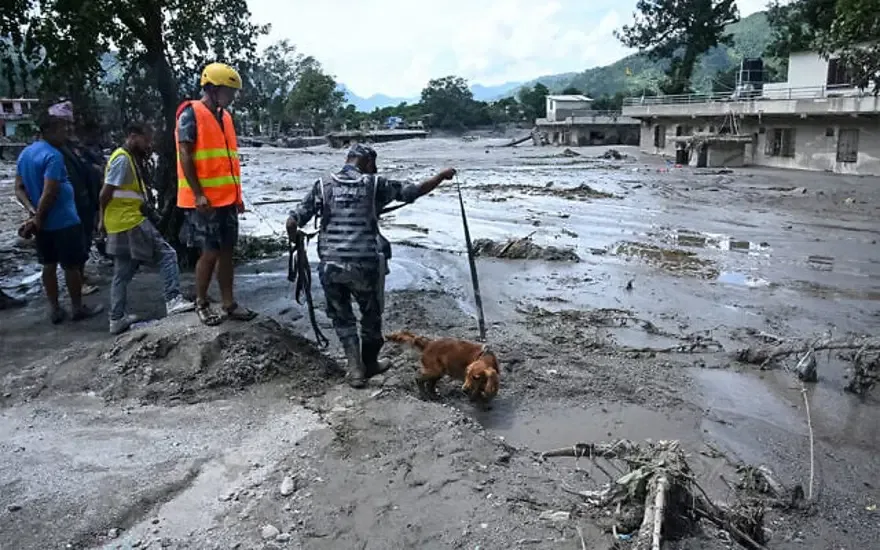 Nepal ve Çin sınırındaki sel felaketinde can kaybı artıyor