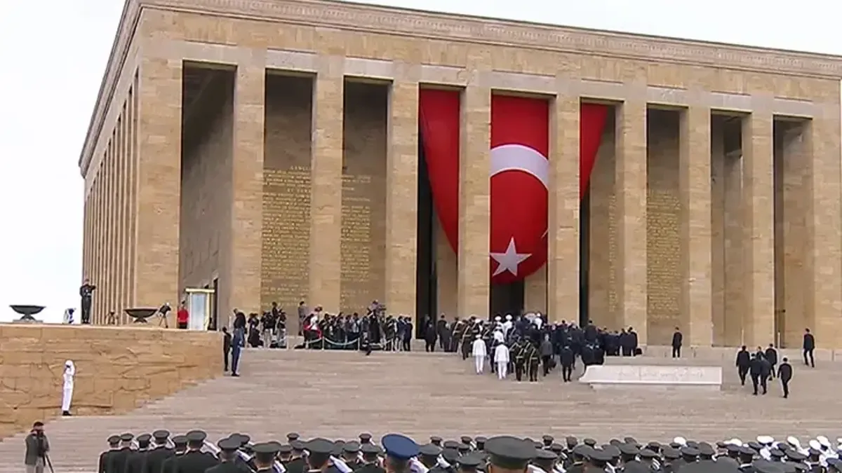 Son dakika... Cumhurbaşkanı Erdoğan, Anıtkabir'de