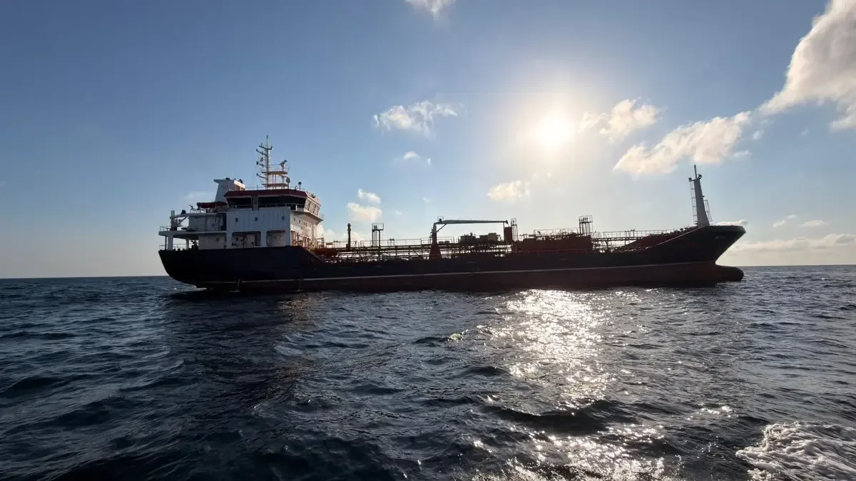 Marmara Denizi'nde gemi kazası! Vali Gül: Batan gemideki 10 mürettebattan haber alamıyoruz