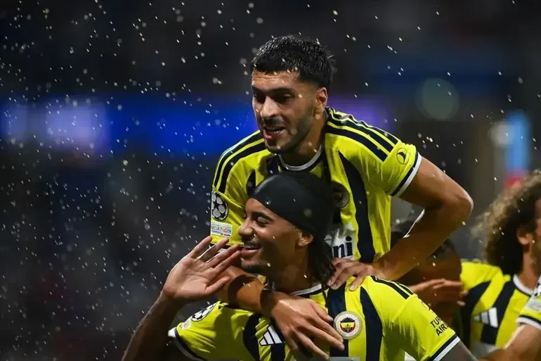 FENERBAHÇE ŞAMPİYONLAR LİGİ MUHTEMEL RAKİPLERİ: UEFA Şampiyonlar Ligi Kurası Fenerbahçe Muhtemel Rakipler K...