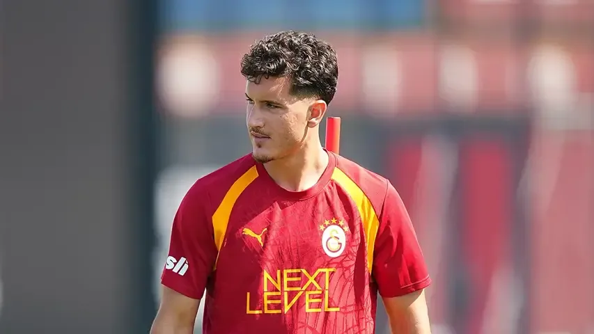 Deniz Gül, Galatasaray'daki ilk antrenmanına çıktı