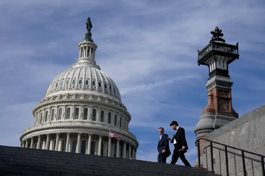 Demokratlar'ın planı ortaya çıktı. Trump'ı azil süreciyle hedef almayacaklar