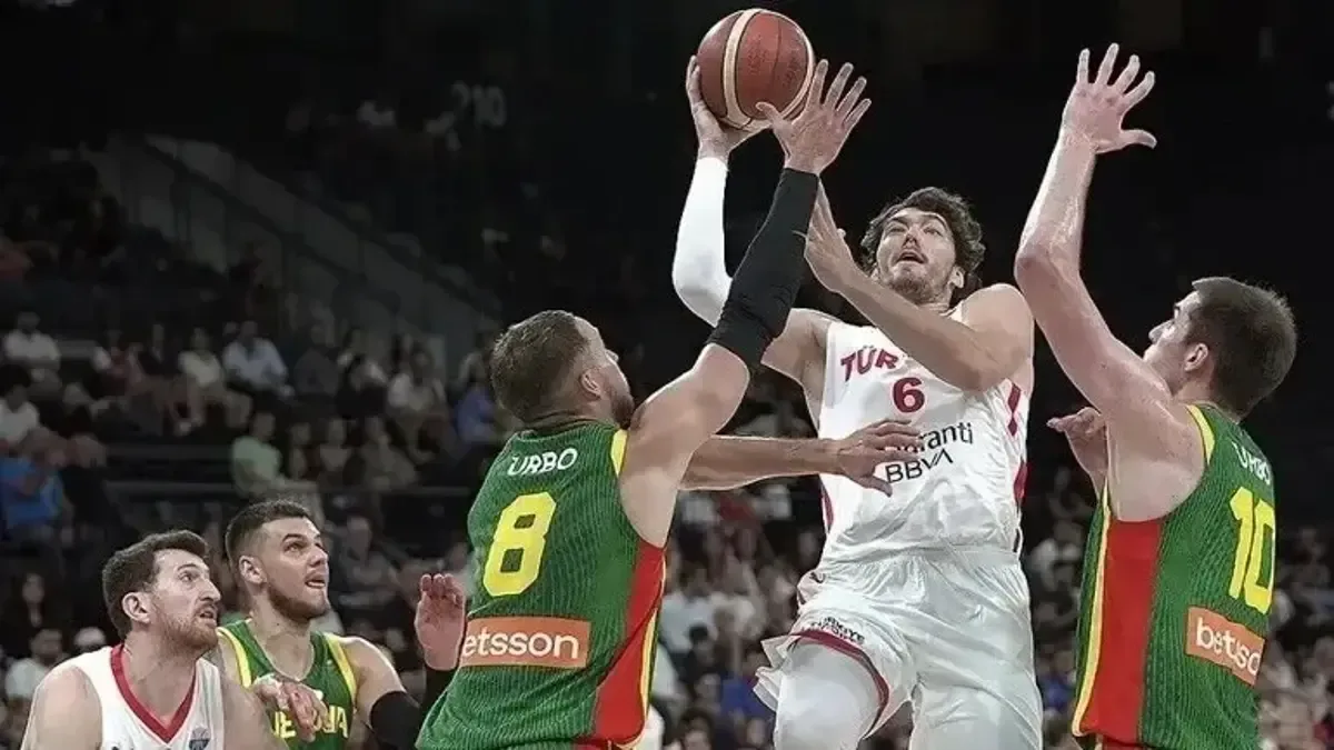 TÜRKİYE LİTVANYA BASKETBOL MAÇI CANLI İZLE: Türkiye Litvanya basketbol maçı hangi kanalda, saat kaçta?