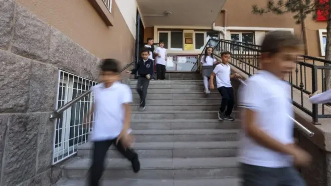 Mazlum Abdi, Şam'da SDG'nin feshedildiğini duyurdu
