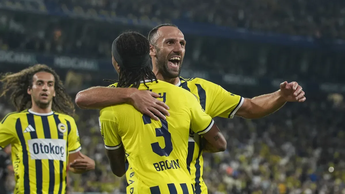 Fenerbahçe, Konyaspor'u 4-2 ile geçti