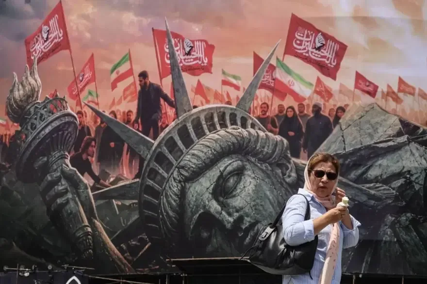 ABD ekonomik taarruz ilan etti, İran petrolü kesiyor