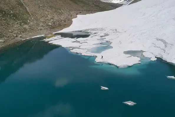 Nepal-Tibet: Türkiye'de buzul çökmesine bağlı sel riski var mı, uzmanlar ne diyor?