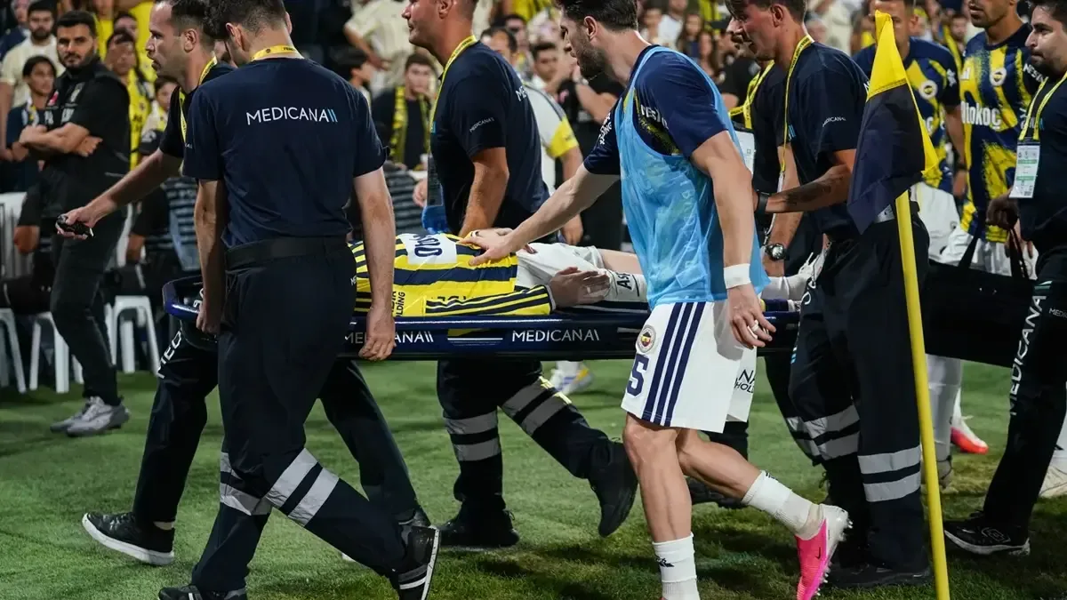 Fenerbahçe'de Kerem Aktürkoğlu'nun Sağlık Durumu Hakkında Bilgi Verildi