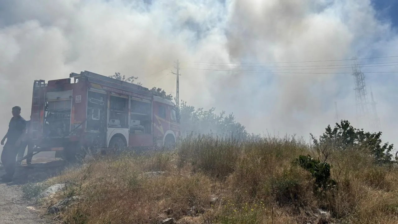 Ankara'da otluk alanda çıkan yangın kontrol altına alındı