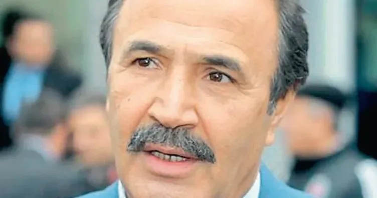 Vesayet altında siyaset olmaz