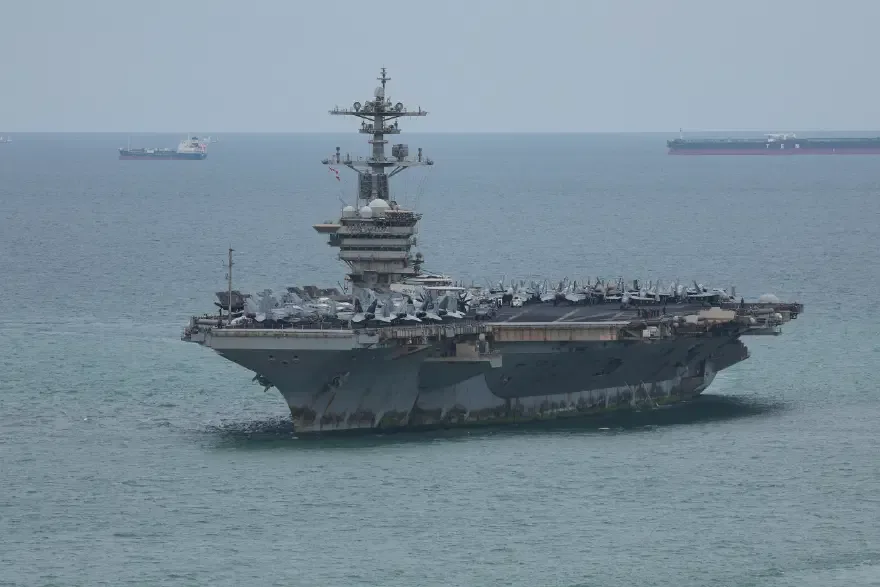 270 gün sonra karaya çıktılar. USS Abraham Lincoln Tayland'a ulaştı