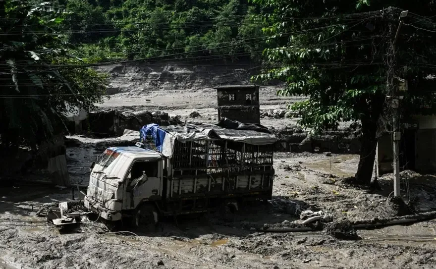 Nepal ve Çin sınırındaki sel felaketinde can kaybı artıyor