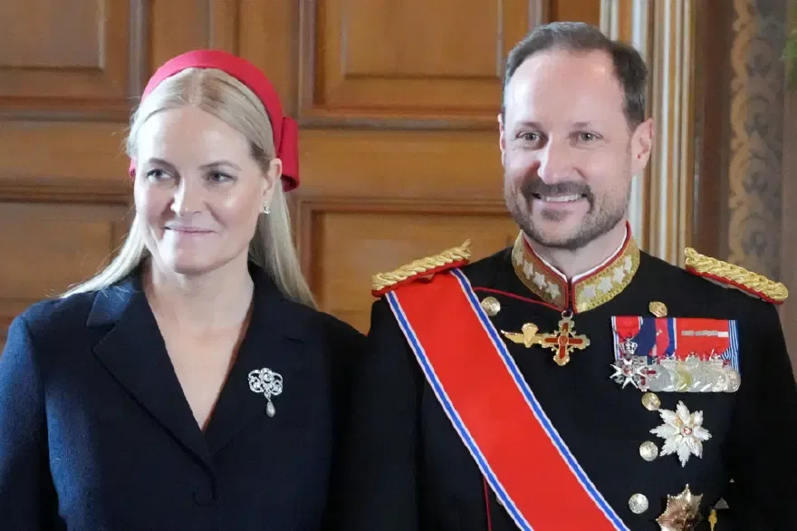 35 yıllık dönem kapandı. Norveç yeni kralıyla yeni döneme girdi