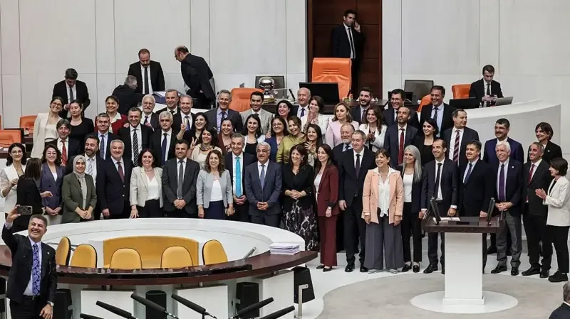 Çözüm sürecinde alt komisyonlar nasıl çalışacak, Öcalan'ın rolü ne olacak?