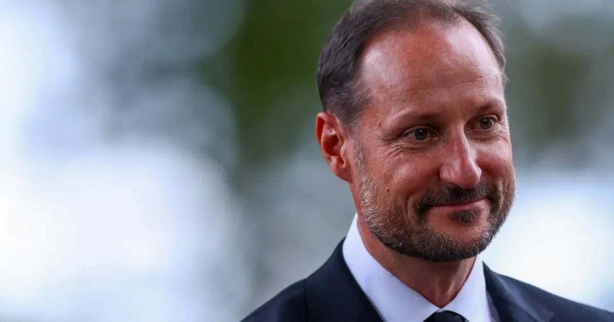 Her 4 Norveçli'den 3'ü arkasında. Kral Haakon bugün bağlılık yemini edecek