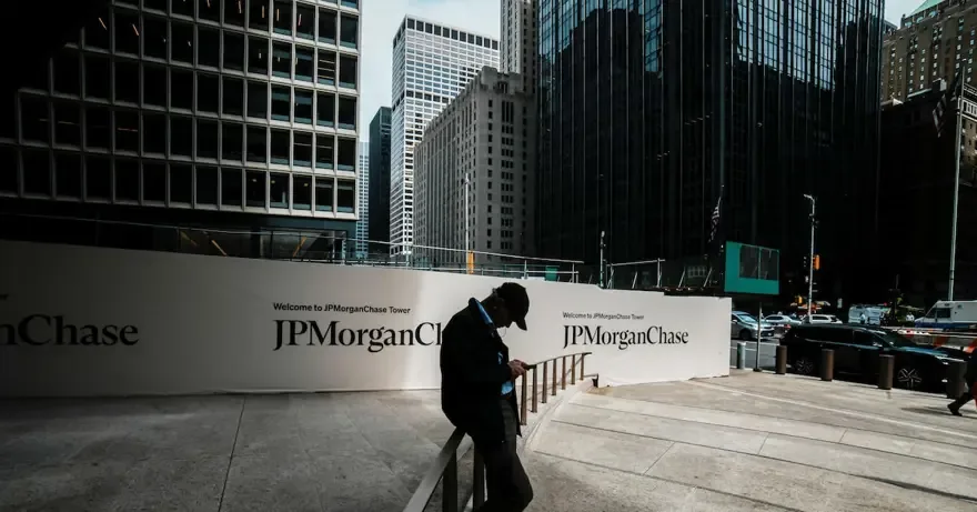 Futbol Dünyasından JPMorgan Chase'e Tepki