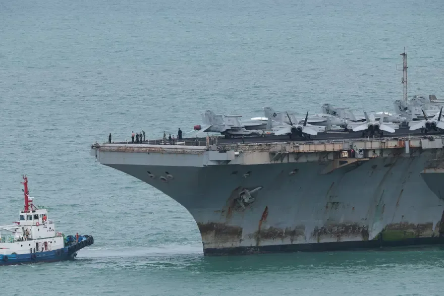 Aylarca denizden çıkmadı. USS Abraham Lincoln'ın son hali şaşırttı