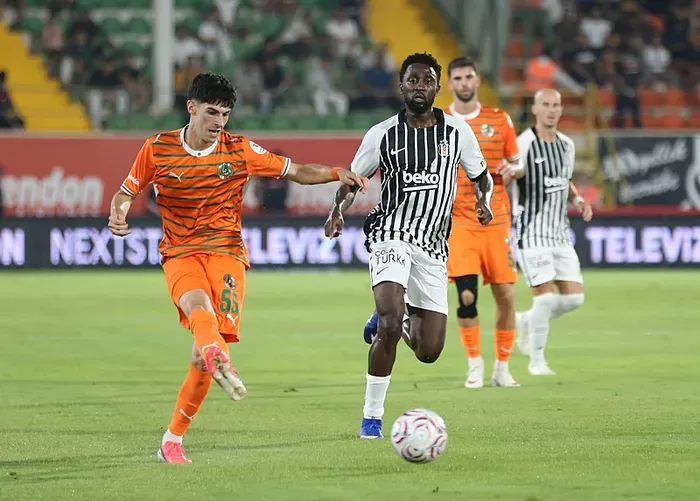 Beşiktaş, Alanyaspor deplasmanında mağlup oldu